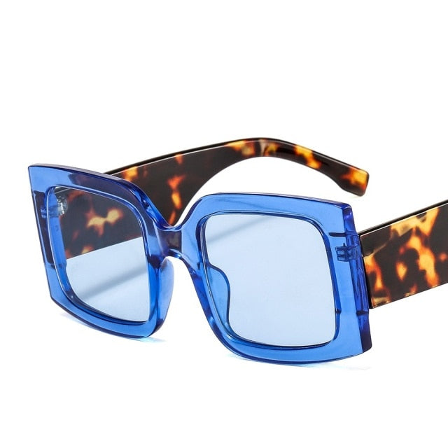 Riley Square Sunglasses detail